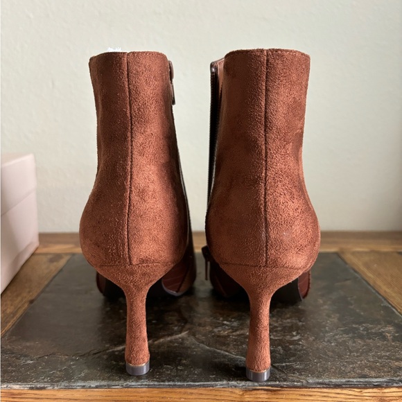 Just Fab Brown suede croc Booties - Picture 3 of 7